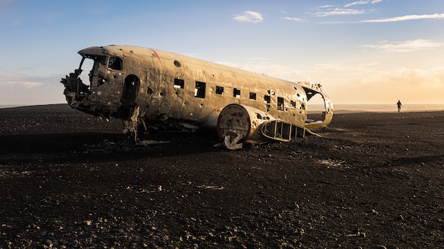 Ein Echtes Flugzeugwrack Gehört Definitiv Zu Den Spannendsten Aktivitäten In Island
