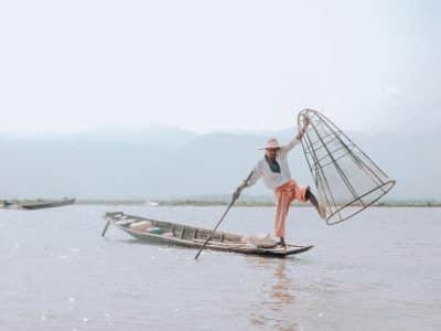 Myanmar - Inle Lake - Boat Highlight