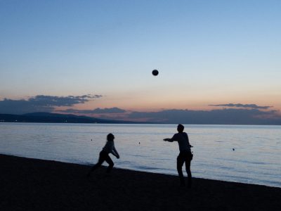 lake volleyball evening play 400 300