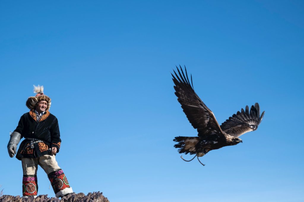 Eines Der Vielen Feste Der Mongolei: Das Adlerfest