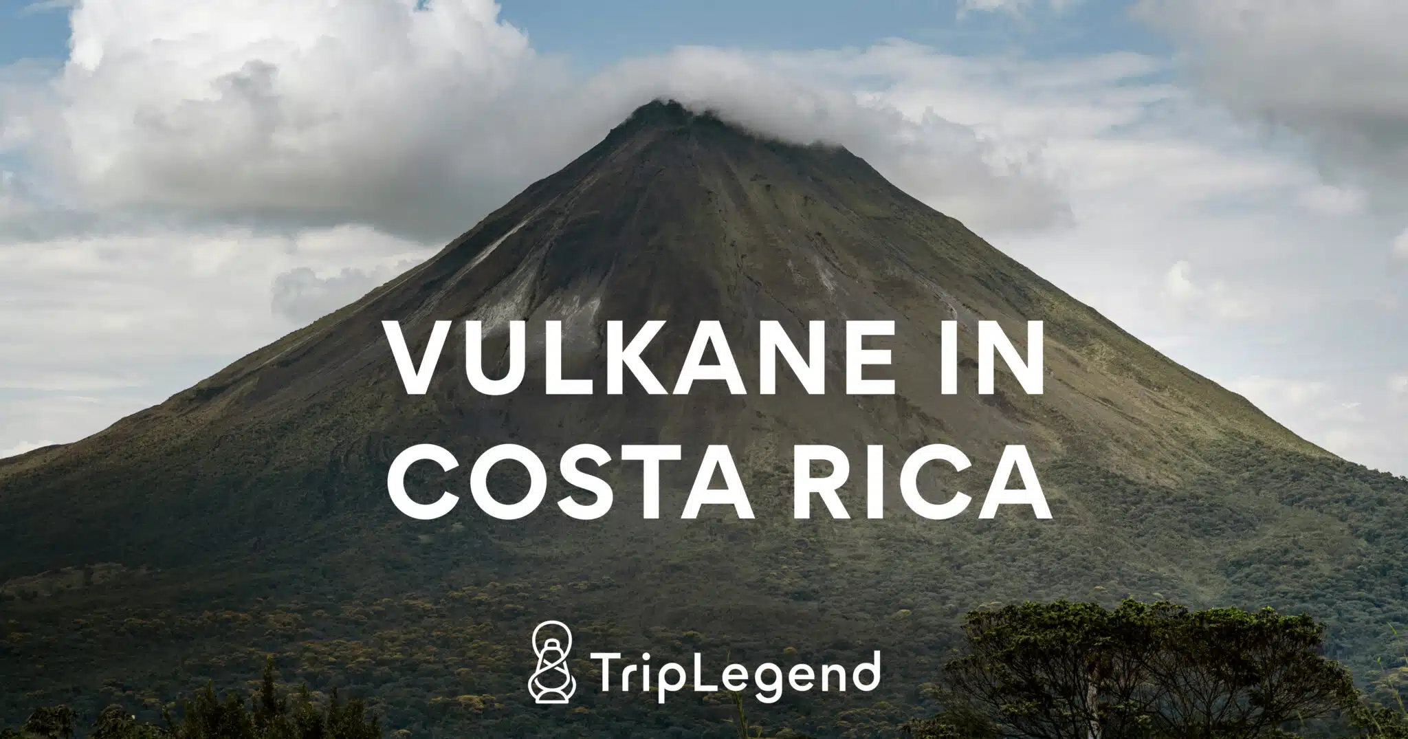 Volcans au Costa Rica Scaled.jpg