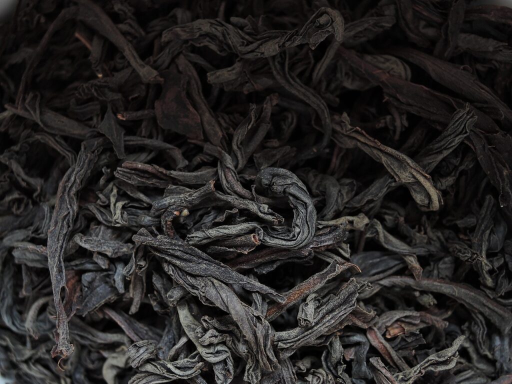 Dried black tea