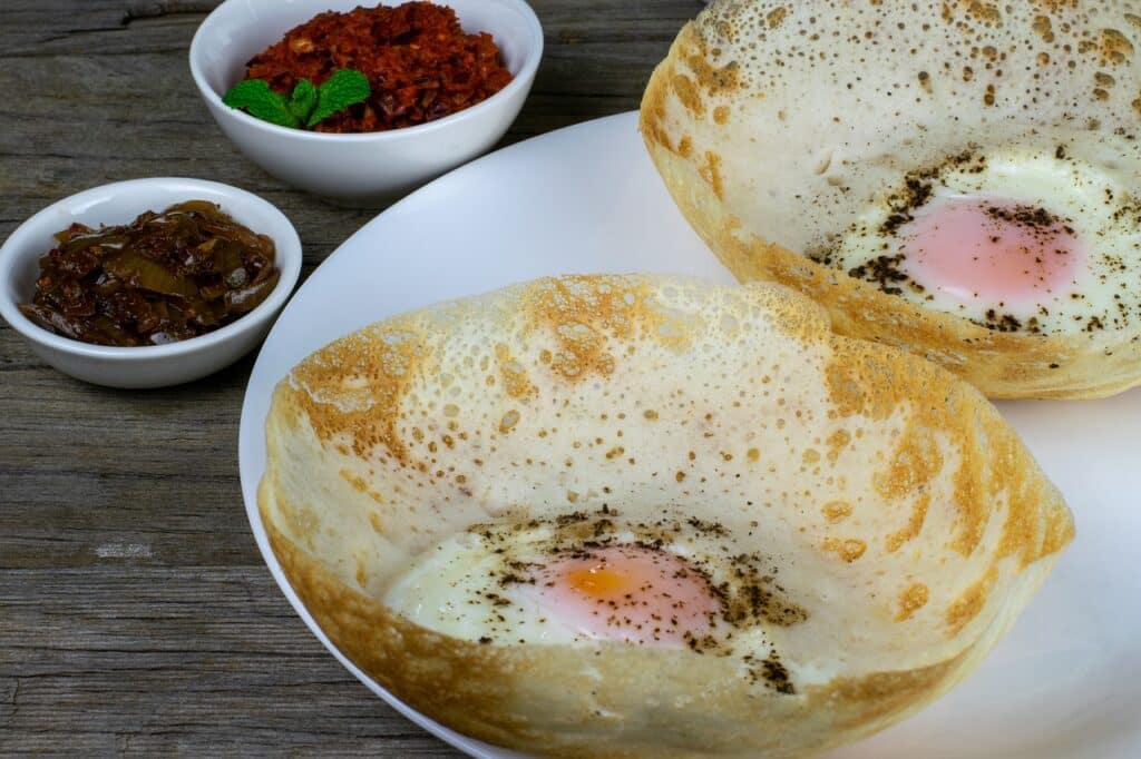 Hearty hoppers with egg